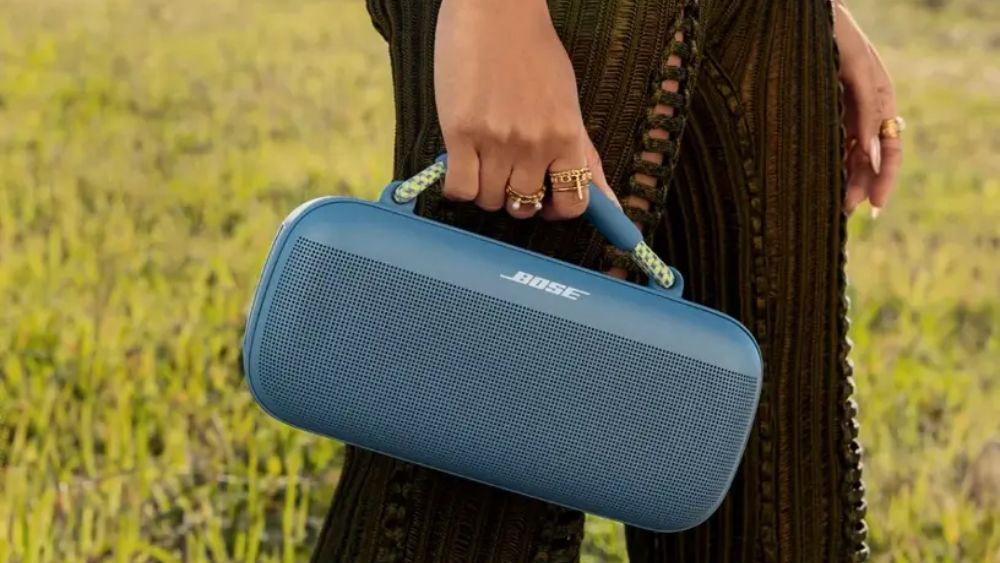 Quai xách loa Bose SoundLink Max