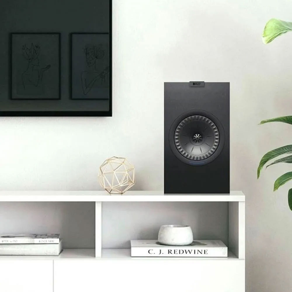 KEF Q150