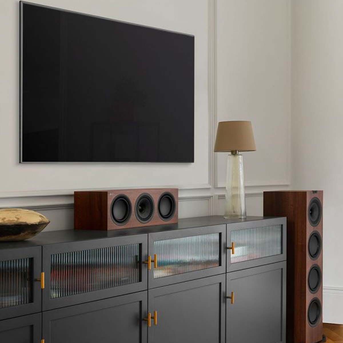 LOA KEF Q250c