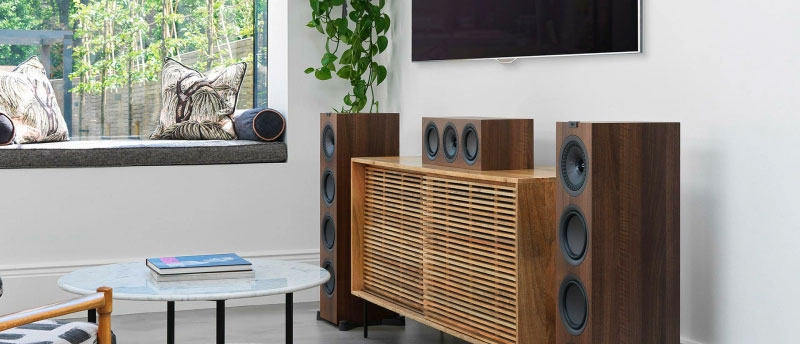 LOA KEF Q550