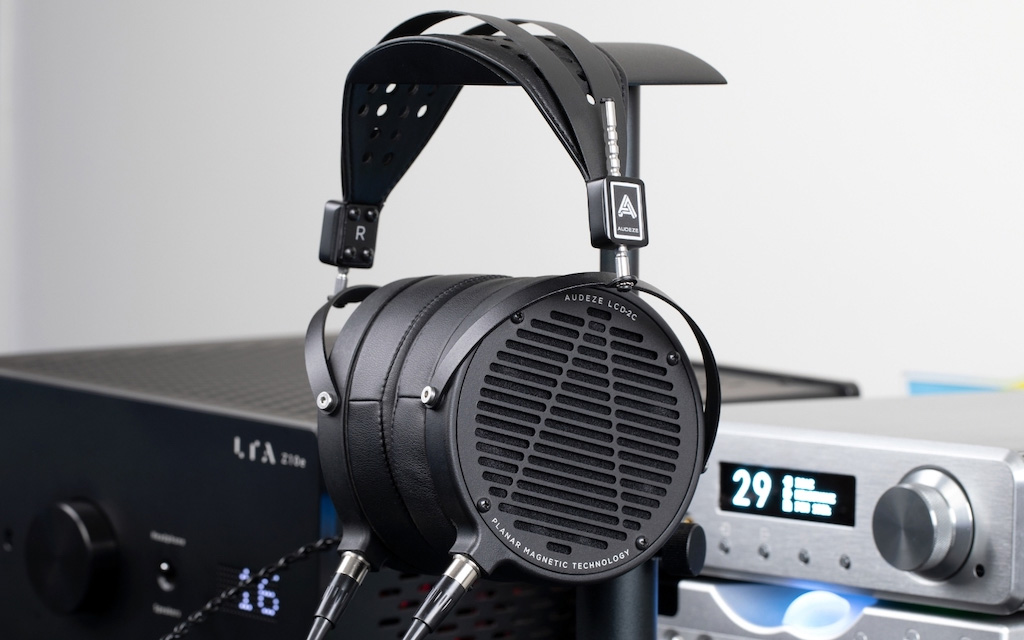 Audeze LCD-X: Tai nghe đặc biệt dành cho người sành âm thanh