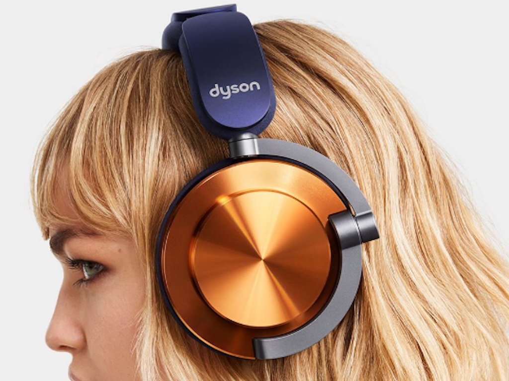 Đang làm máy hút bụi, Dyson nhảy sang sản xuất tai nghe over ear cao cấp OnTrac