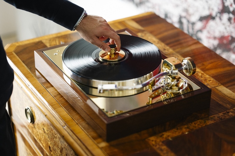 The Classic Reference: Khi Pro-Ject thiết lập tiêu chuẩn mới cho mâm đĩa than cao cấp