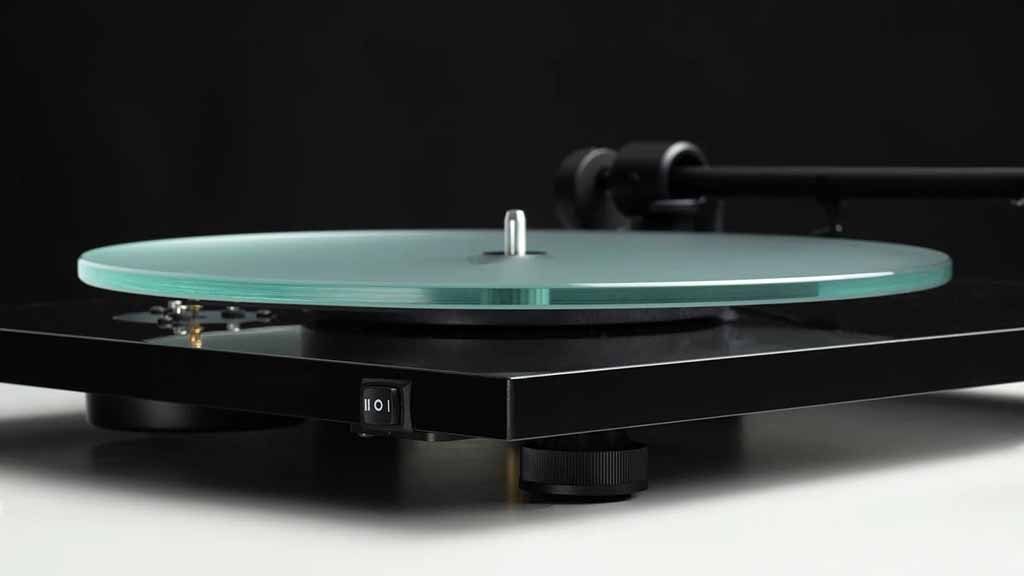 Pro-Ject T1 EVO: Mâm đĩa than hoàn hảo cho người mới bắt đầu